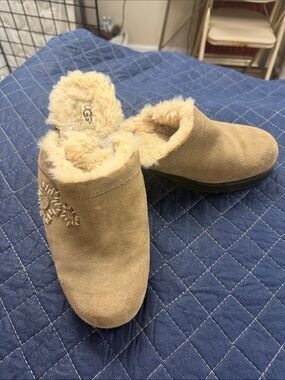UGG Women's Suede Shearling-Lined Slip-On Mules in Chestnut Tan